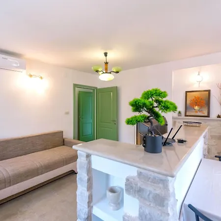 Lemon Tree Apartment Postira