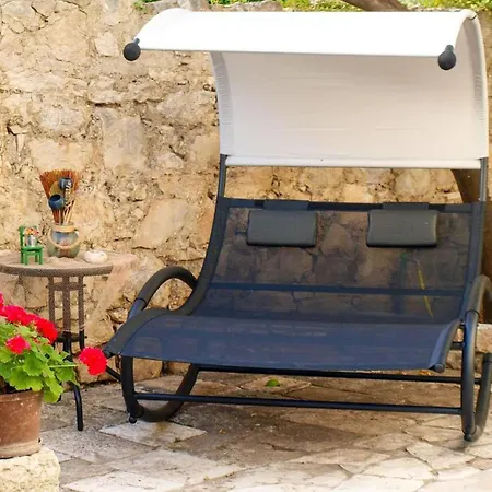 Lemon Tree * Postira